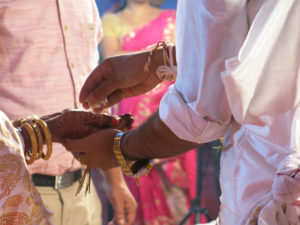 Lire la suite à propos de l’article Mais qu’est-ce qu’on mange à un mariage indien ?