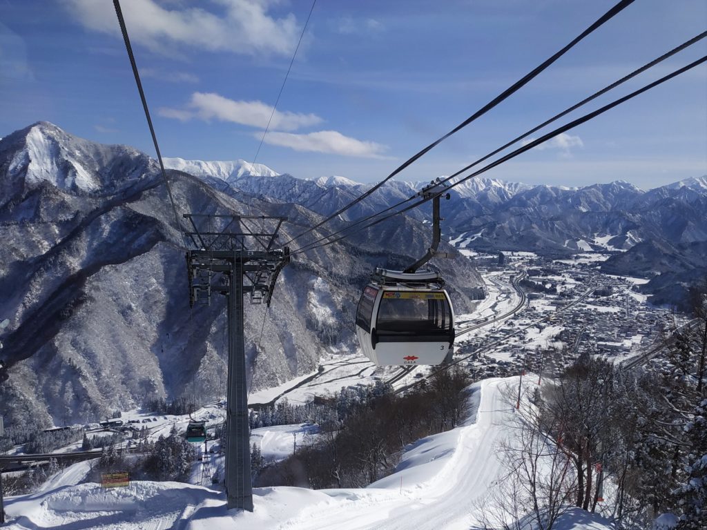 Lire la suite à propos de l’article Un hiver au Japon : ma saison en station de ski !
